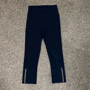Lululemon fast and free crop leggings. 2